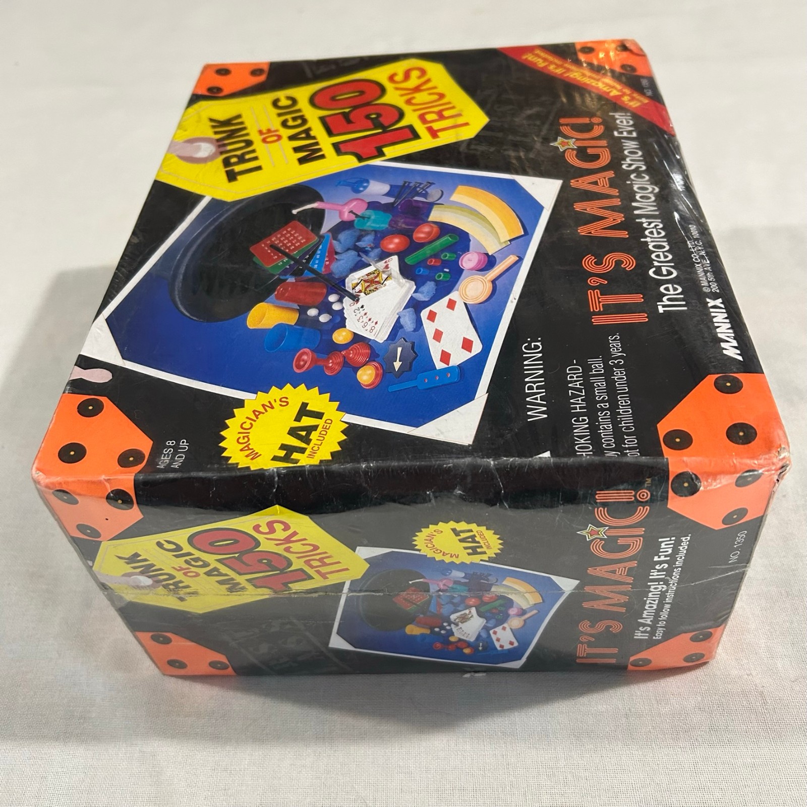 Trunk of Magic 150 Tricks Brand New