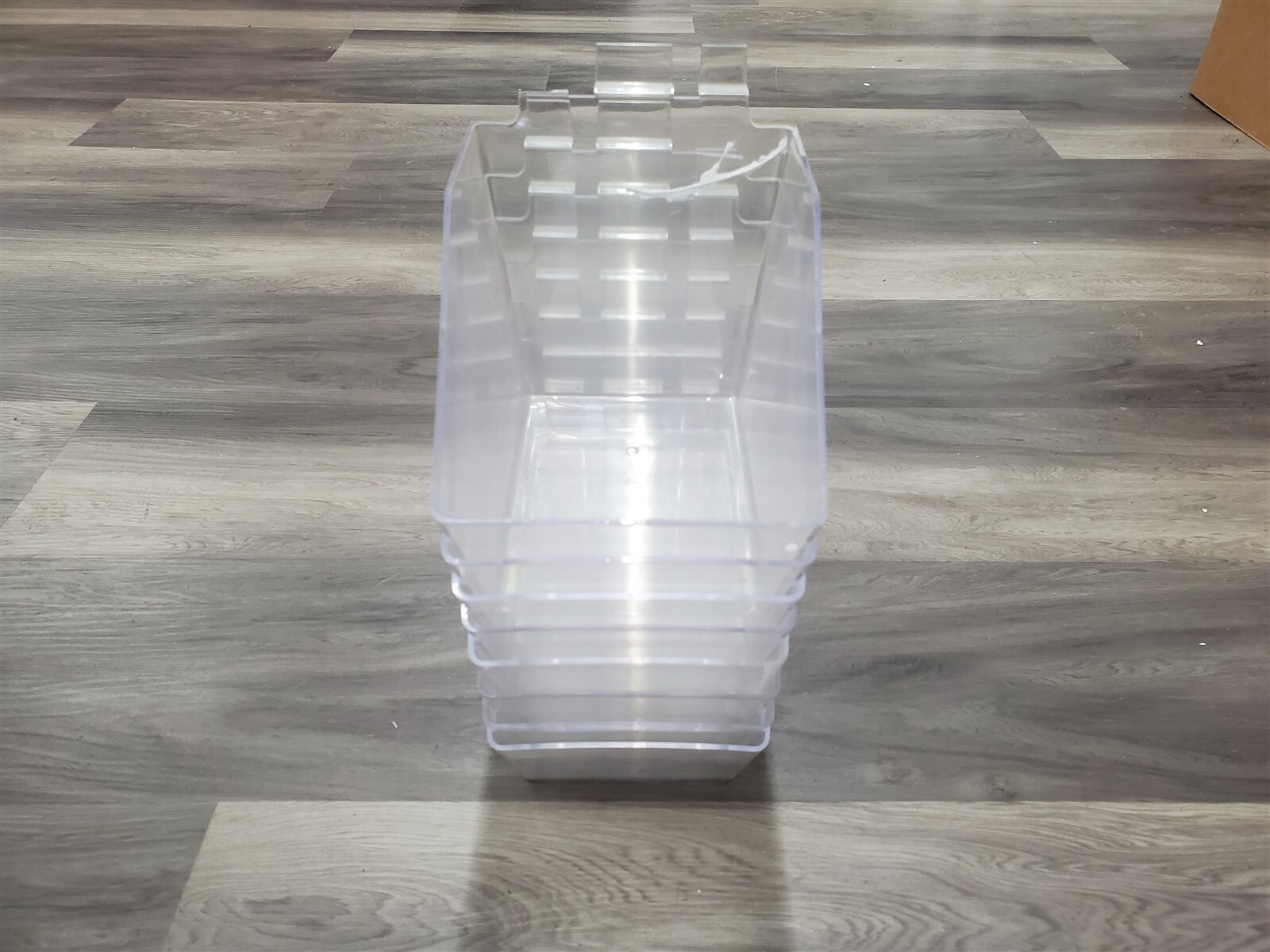 ⭐️⭐️⭐️⭐️⭐ **Lot of 8** Clear 7.5"x4.5"x5.5" Mountable Storage Bins **READ**