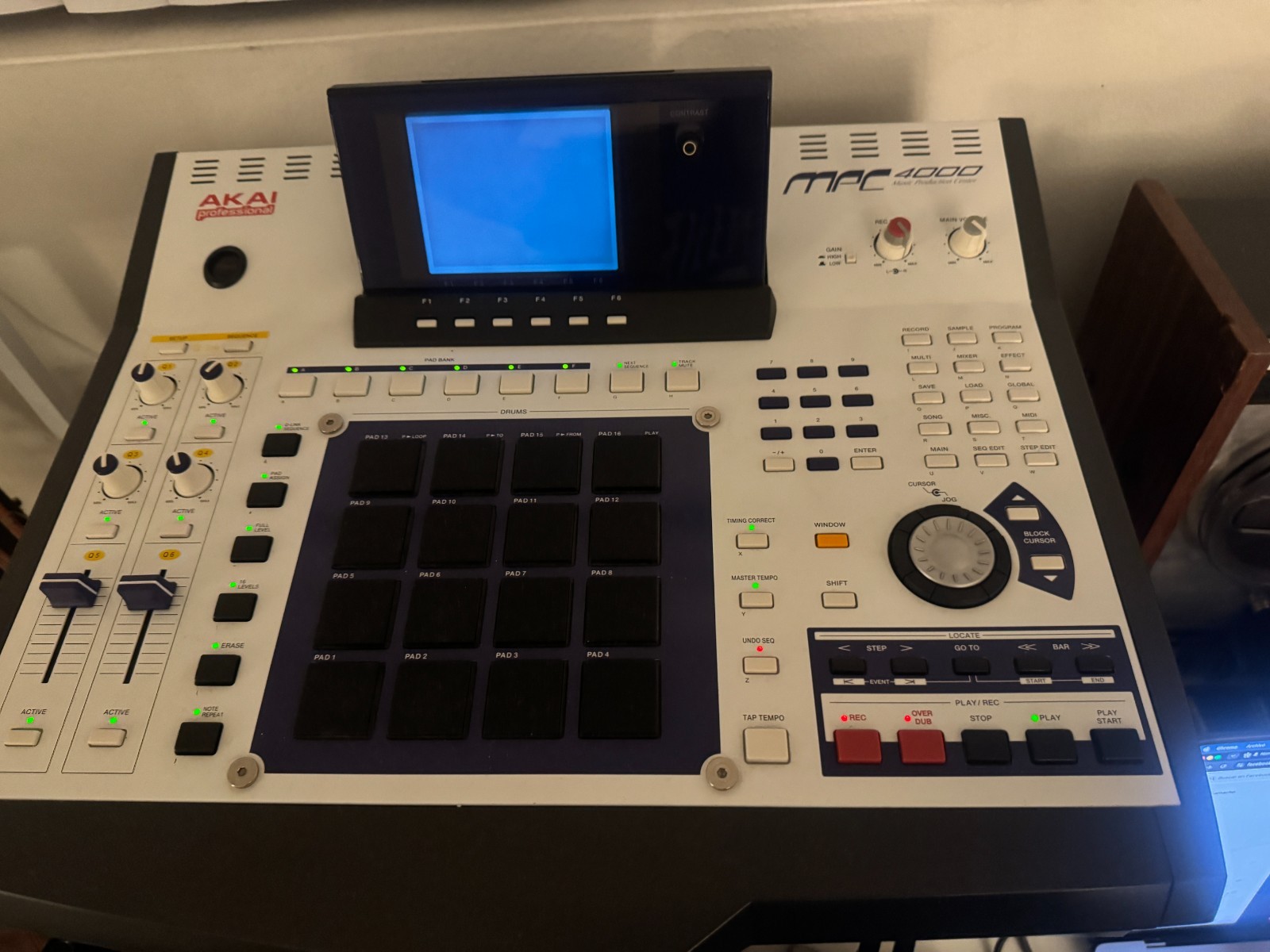 AKAI MPC 4000 MPC4000 1.71 DRUM SAMPLER /CD/HD/