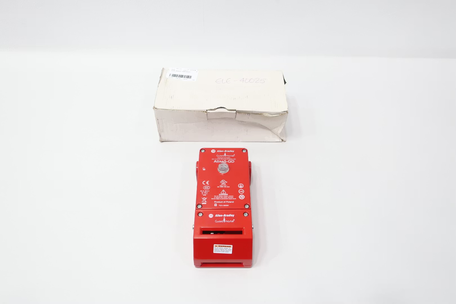 Allen Bradley 440G-L07257 Safety Interlock Switch 110v-ac