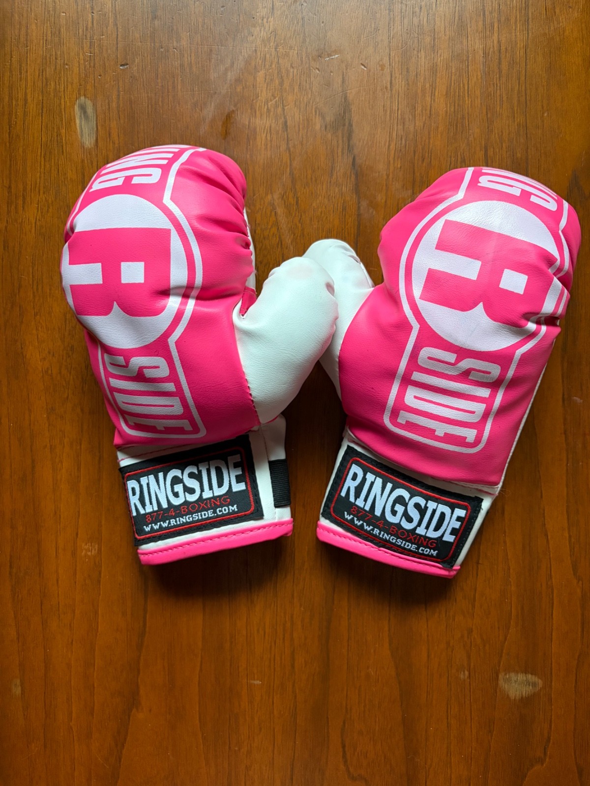 ringside boxing gloves