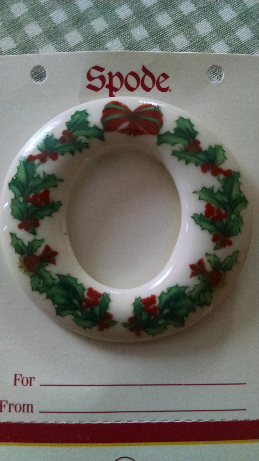 Spode Christmas Holiday Cheer Pin Brooch Wreath Porcelain Brand New
