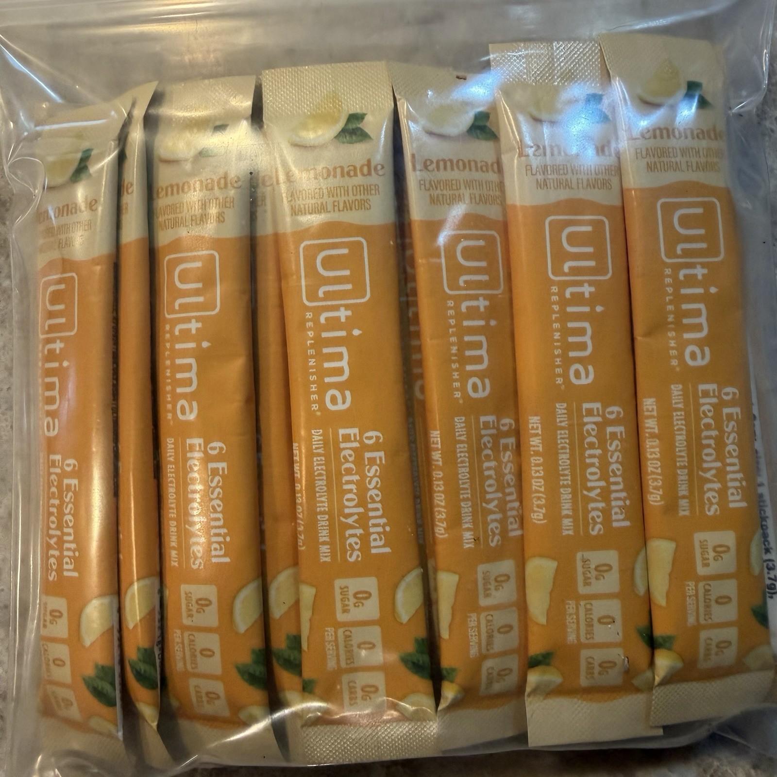 25 Count Ultima Replenisher, Electrolyte Hydration Drink Mix Sticks- Lemonade