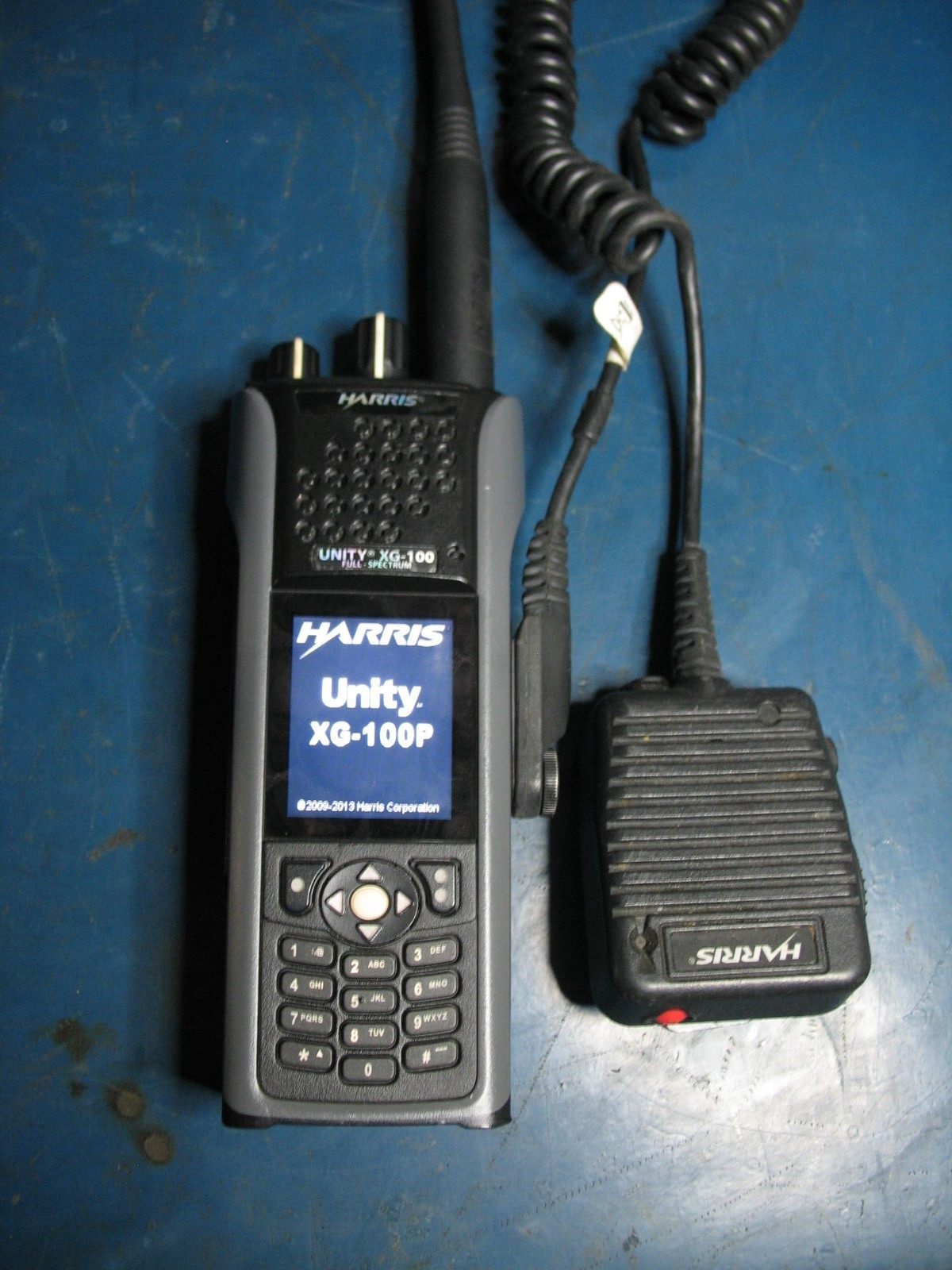 Harris UNITY XG-100P Multi Band P25 Digital Portable Radio Trunking AES/DES