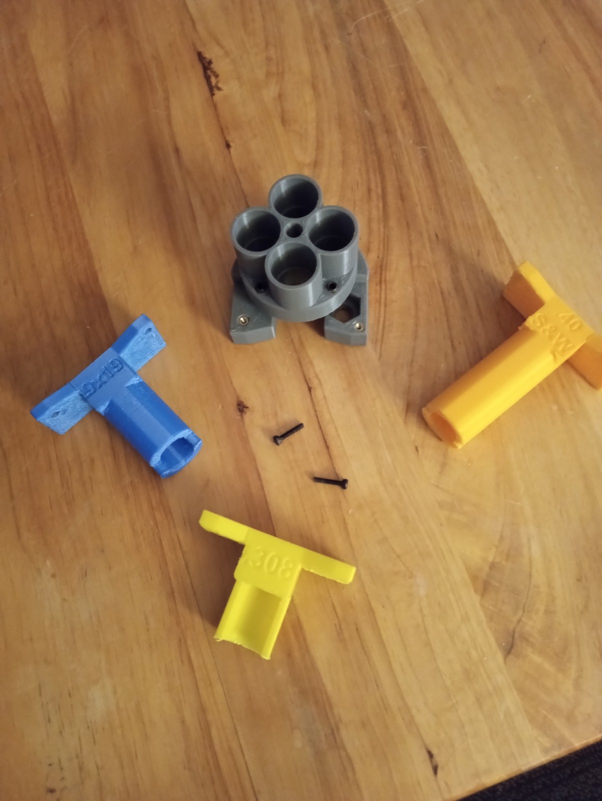 Lee APP Universal Case Feeder 3D Printed With 3 Case Adapters,No More Adjusting
