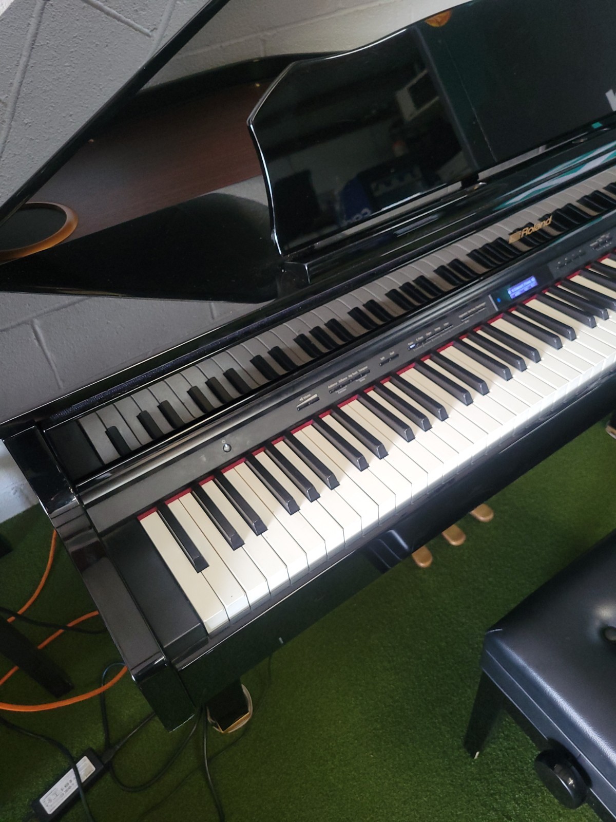 Roland CG-1 Mini Grand Digital Piano Bundle with Bench