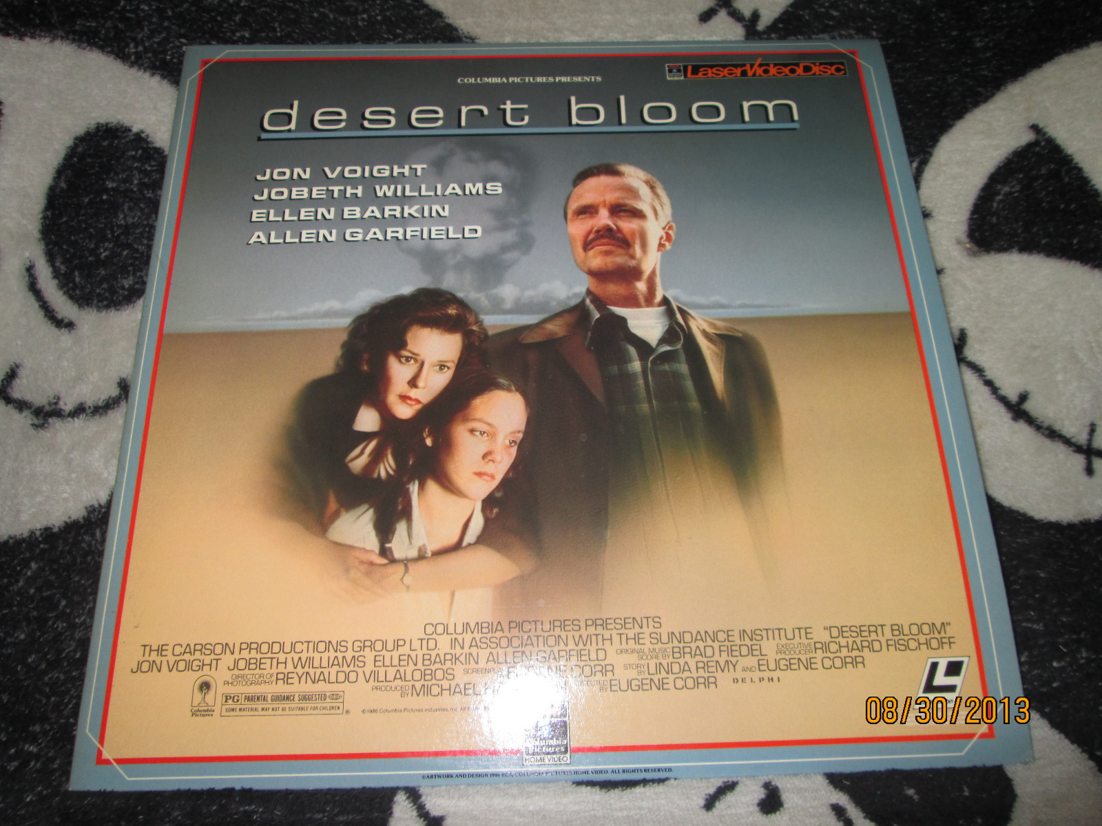 Desert Bloom Laserdisc LD Jon Voight Jobeth Williams Free Ship $50 Orders