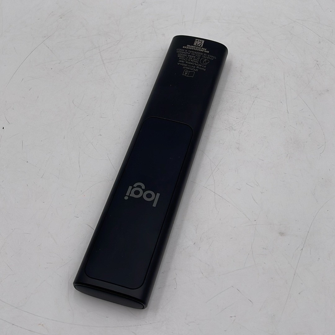 Logitech Spotlight Presentation Remote 30m Range/Quick Charging Black - AS IS