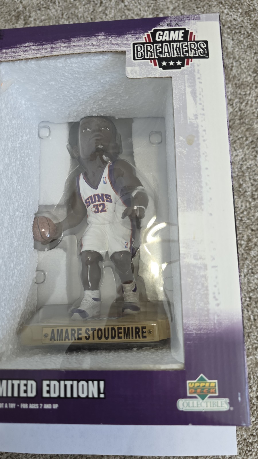 Amare Stoudemire ~ 2003 SUNS / KNICKS STATUE FIGURE CIB