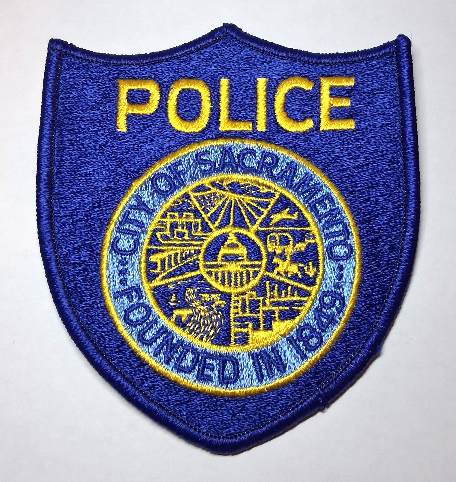 Sacramento California Police Patch - FREE Tracked US Shipping !