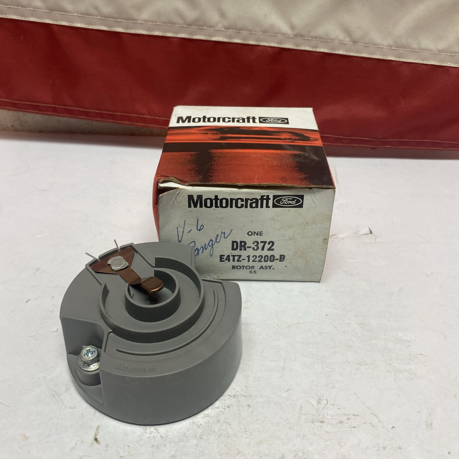 NOS OEM FORD BRONCO RANGER F100 F250 F350 DISTRIBUTOR ROTOR ASY E4TZ-12200-B