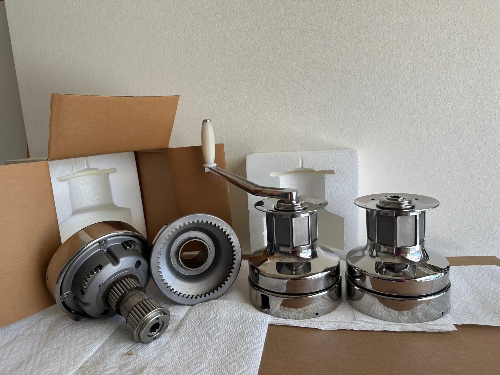 Standard Yacht Winches (2) [USA Made, 17-4 Stainless Steel, 4 Speed, Dual Range]