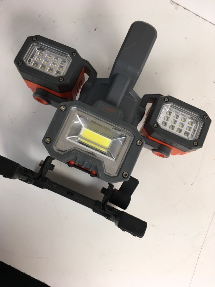 2000 Lumens Rechargeable LED Worklight & Spotlight, Black/Orange, ep (P24034596)