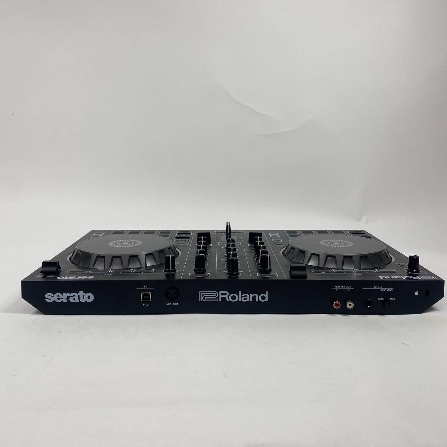 Roland DJ Serato DJ Controller DDJ-SR2