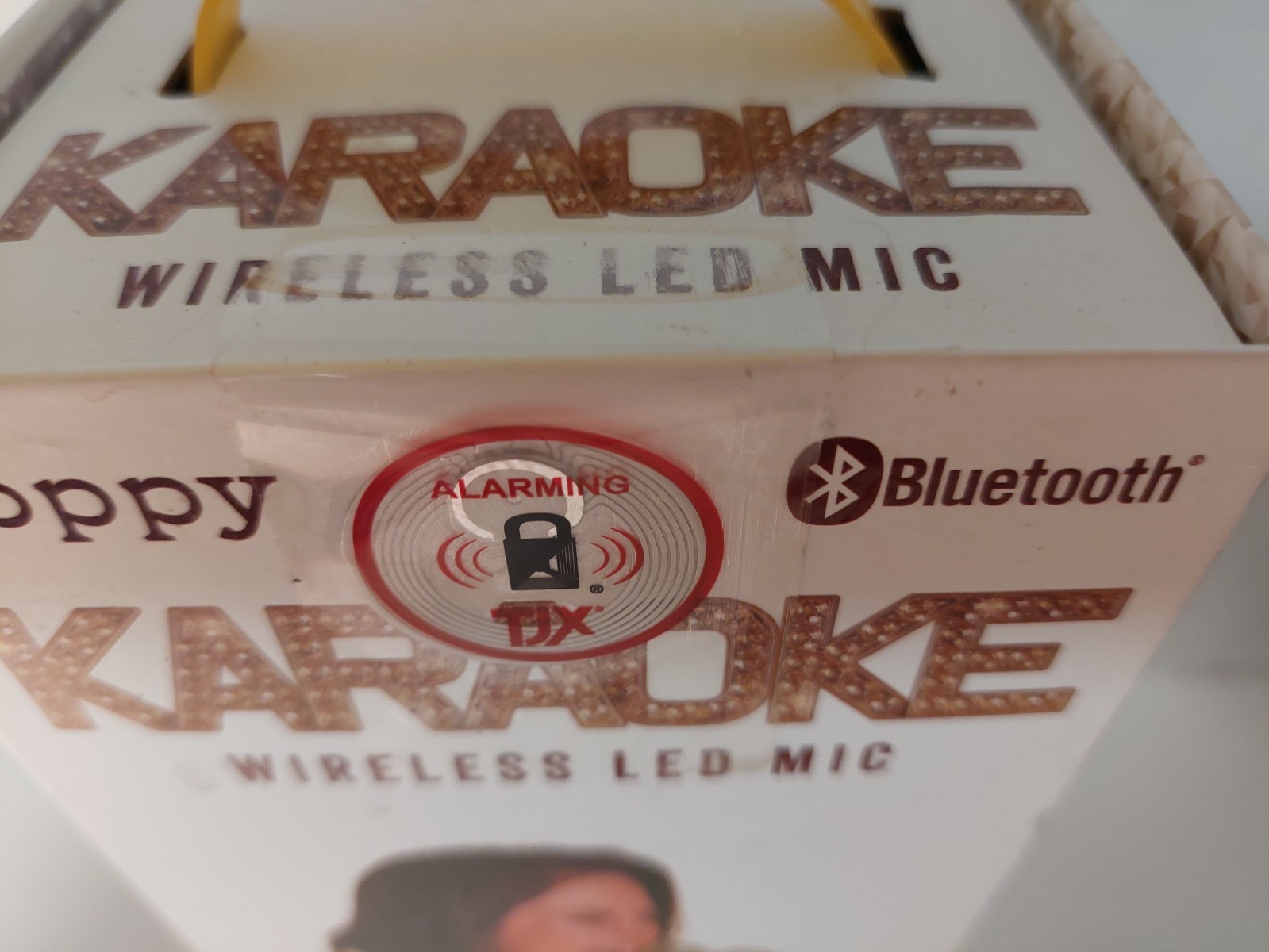 Karoaoke Wireless LED Mic Bluetooth Rechargeable Sparkle Flashing Lights New