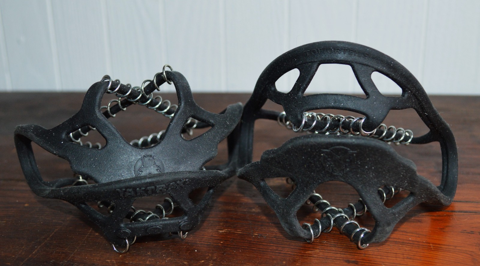 YakTrax Walk Winter Traction Cleats Small NWF