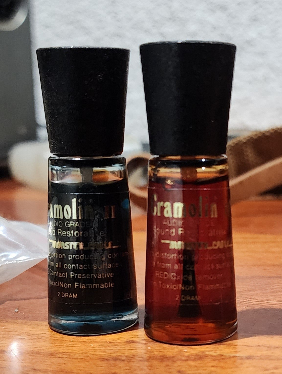 Cramolin II Blue & Red Audio Grade Sound Restorative Small Bottle