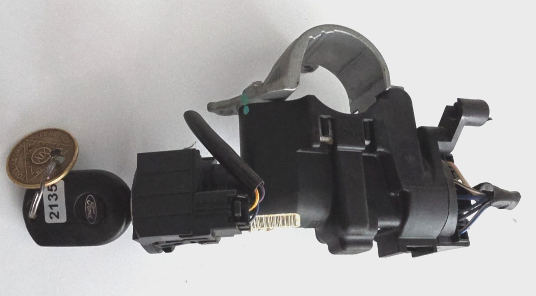2008-2012 Escape Ignition Switch Cylinder w/ Key Immobilizer 8L8T-15607-BA OEM