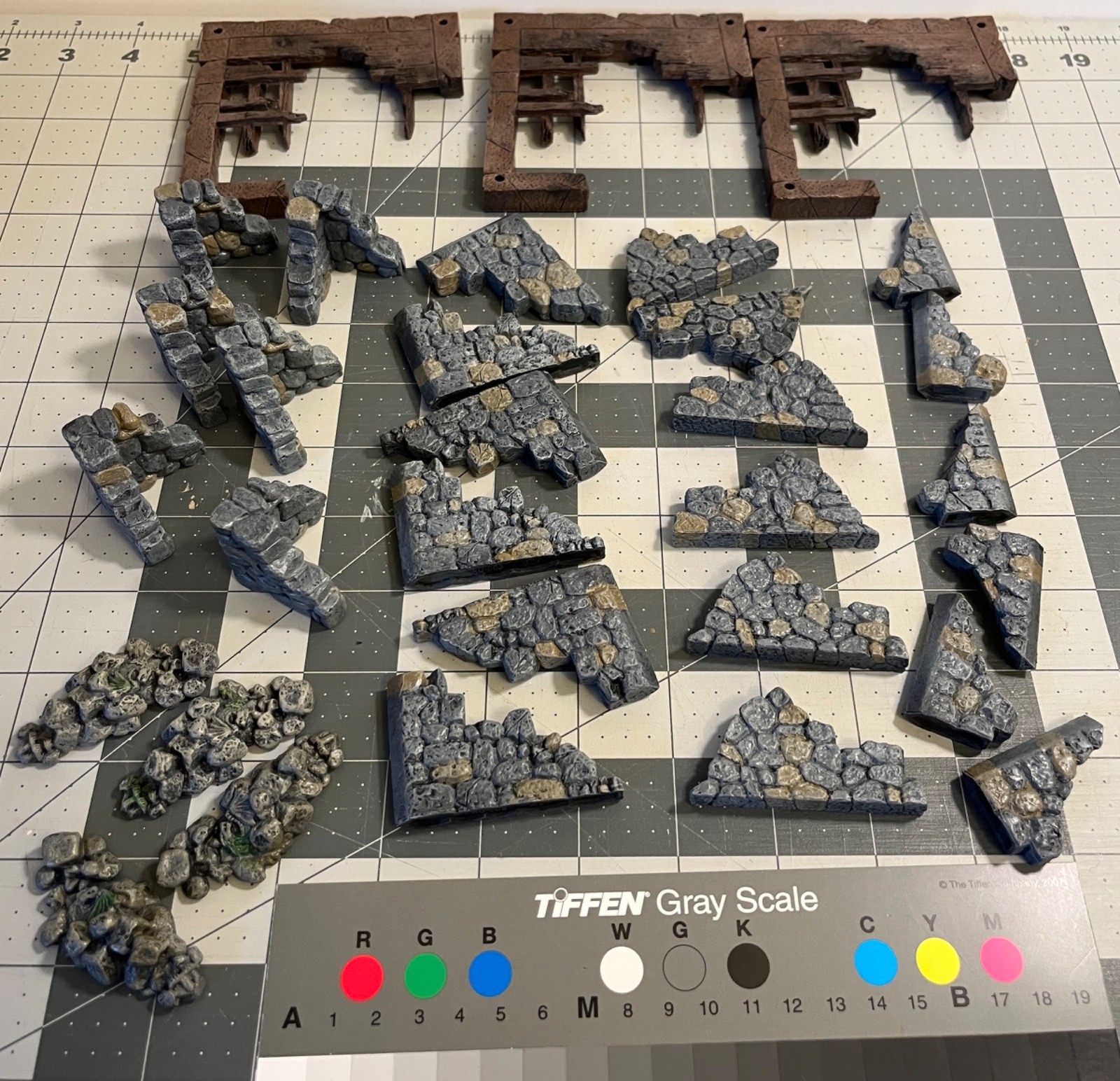Dwarven Forge Stone Ruins Add-On Pack fieldstone wood rubble scatter