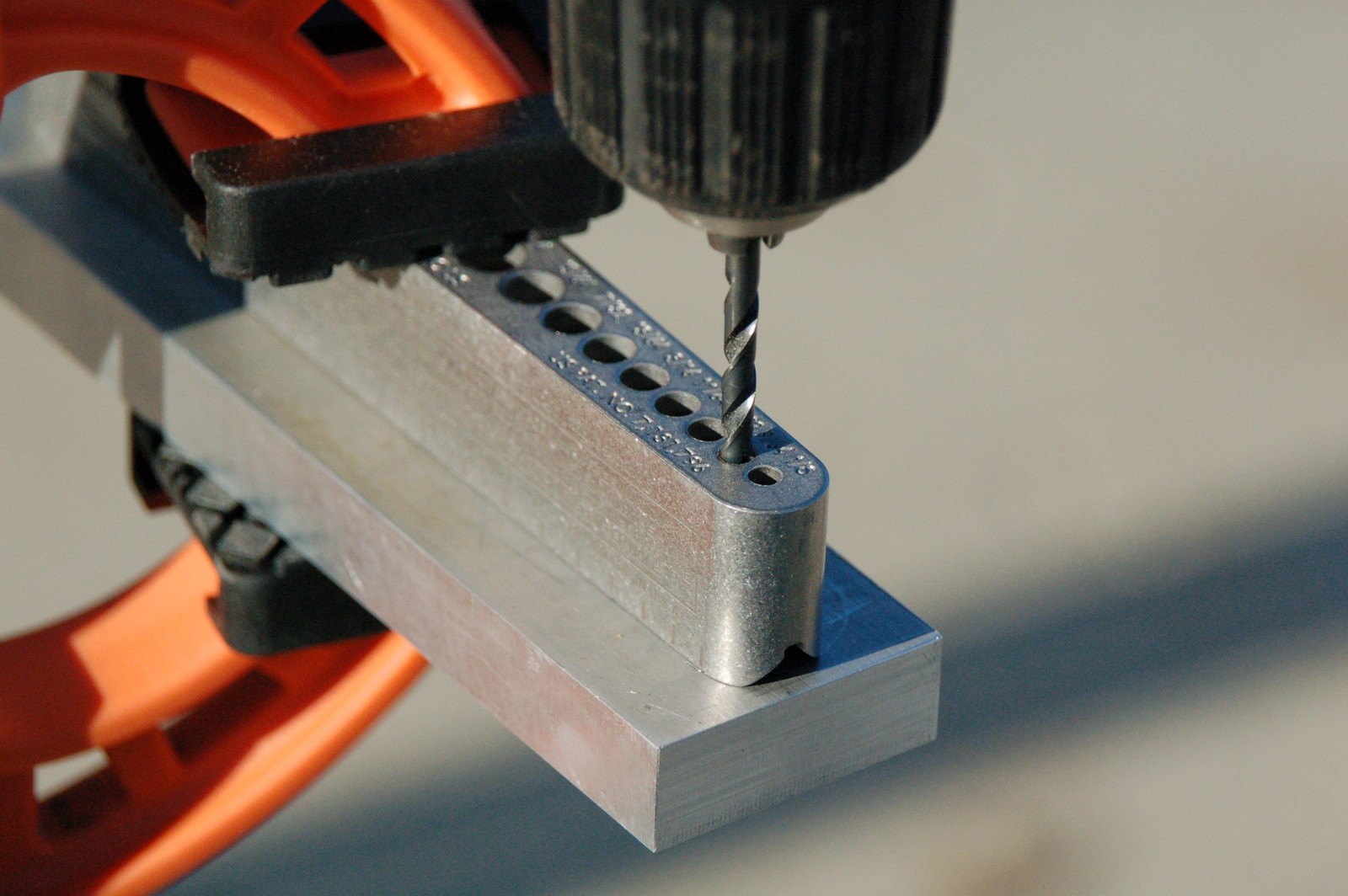 Big Gator Tools MDG1000NP V-Drill Guide