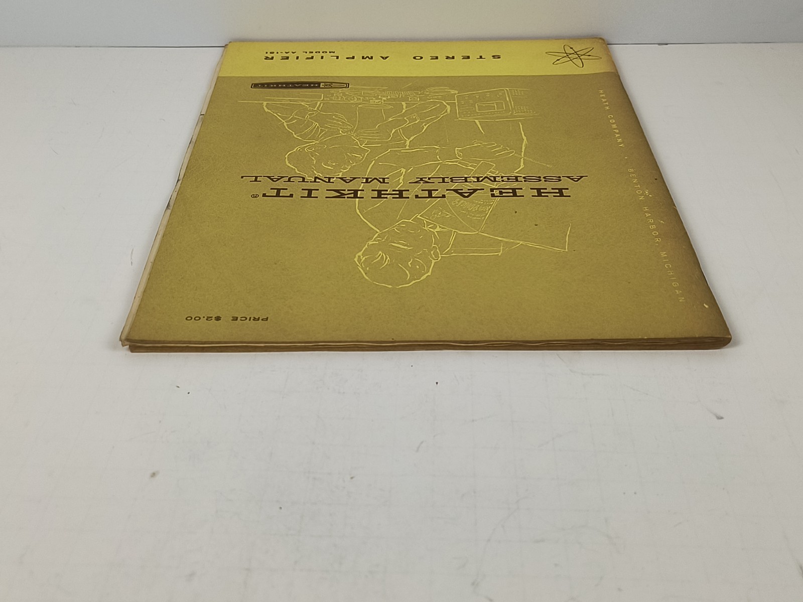 Heathkit AA-151 Amplifier Assembly and Operation Manual 40 Pages