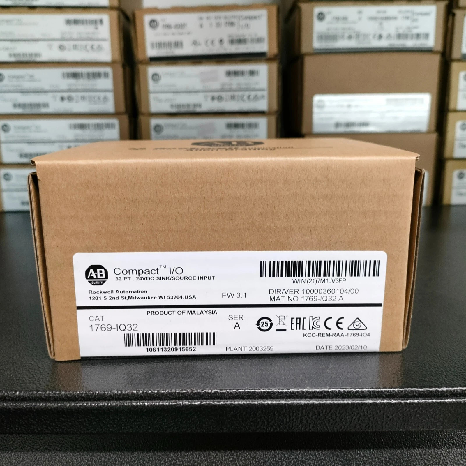 1PCS NEW Allen Bradley 1769-IQ32 SER A CompactLogix 24VDC Input Module Fast Ship