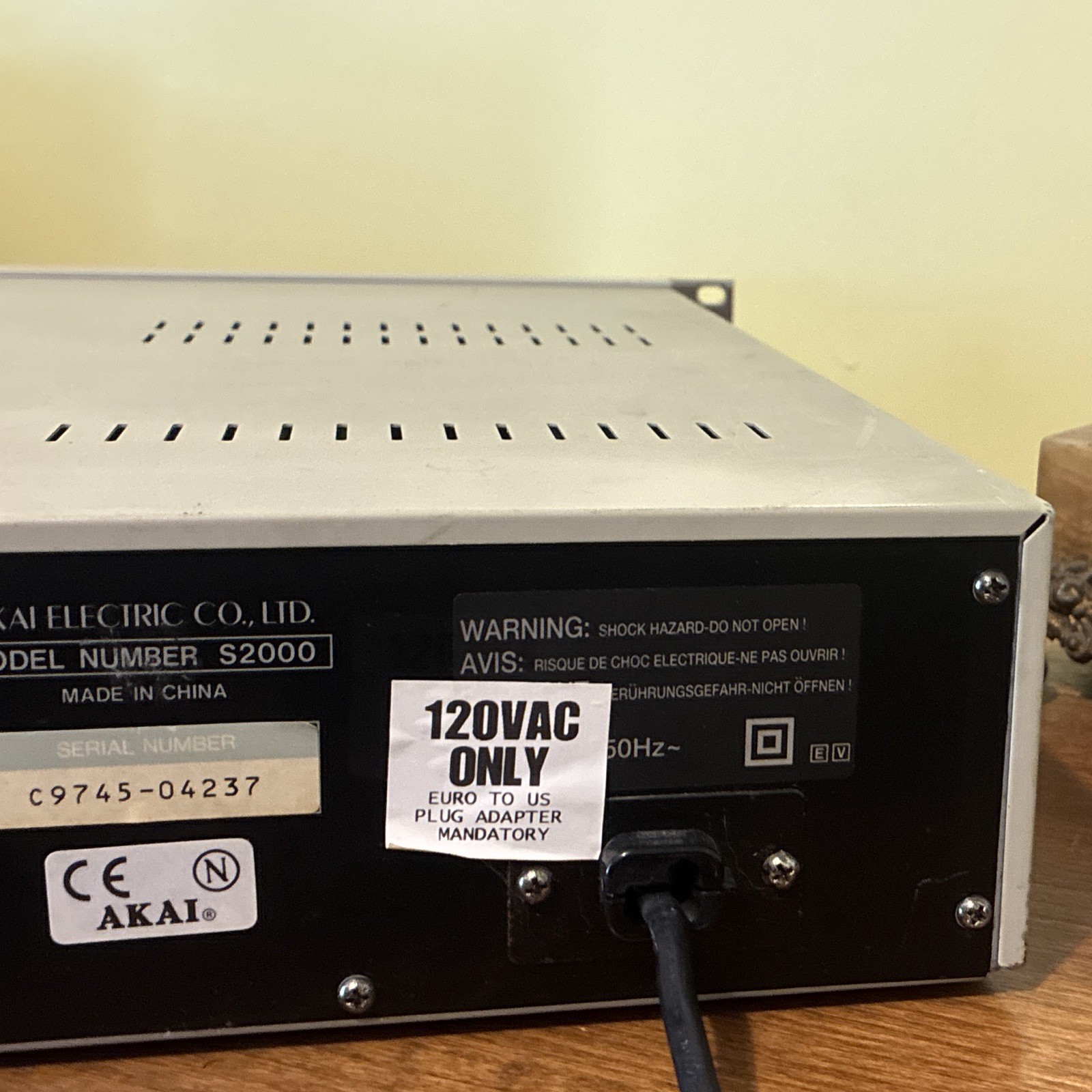 Akai S2000 MIDI Stereo Digital Rackmount Sampler Silver converted to USB