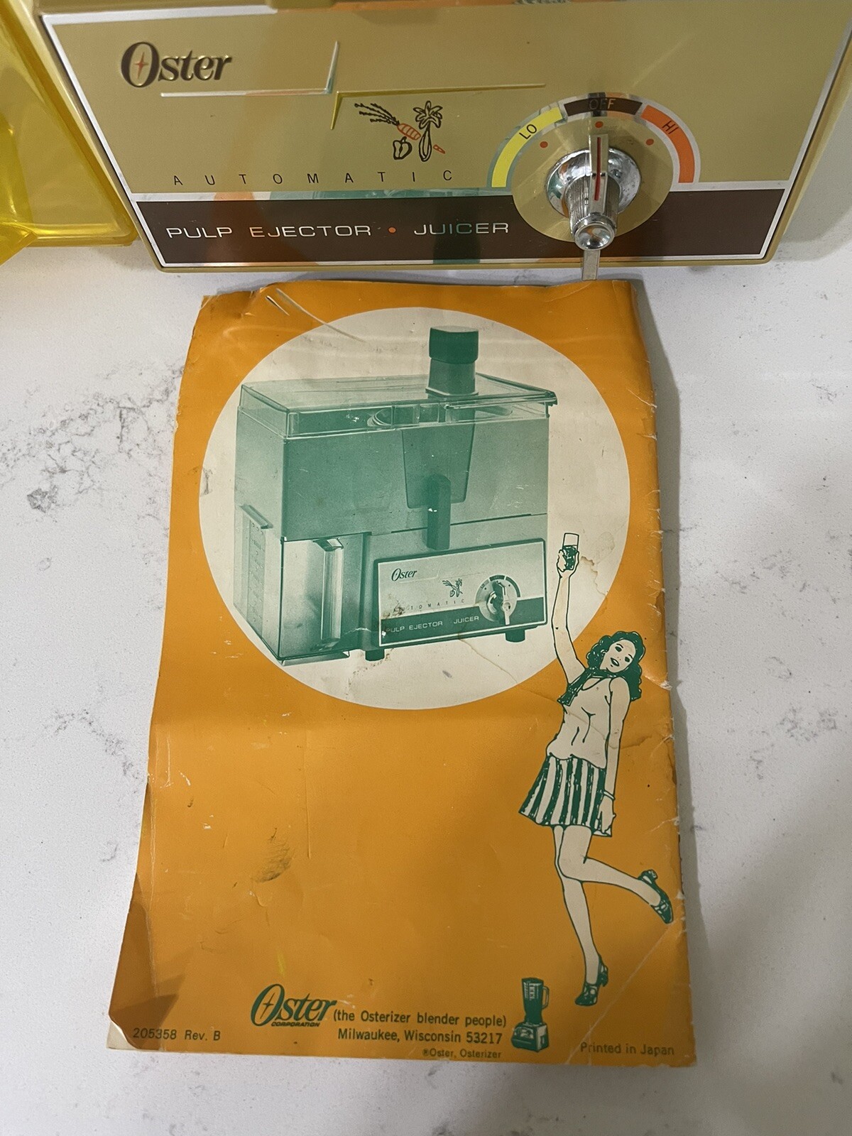 Vintage 70s Oster Model 362 Automatic Pulp Ejector Juicer Manual Cleaning Brush