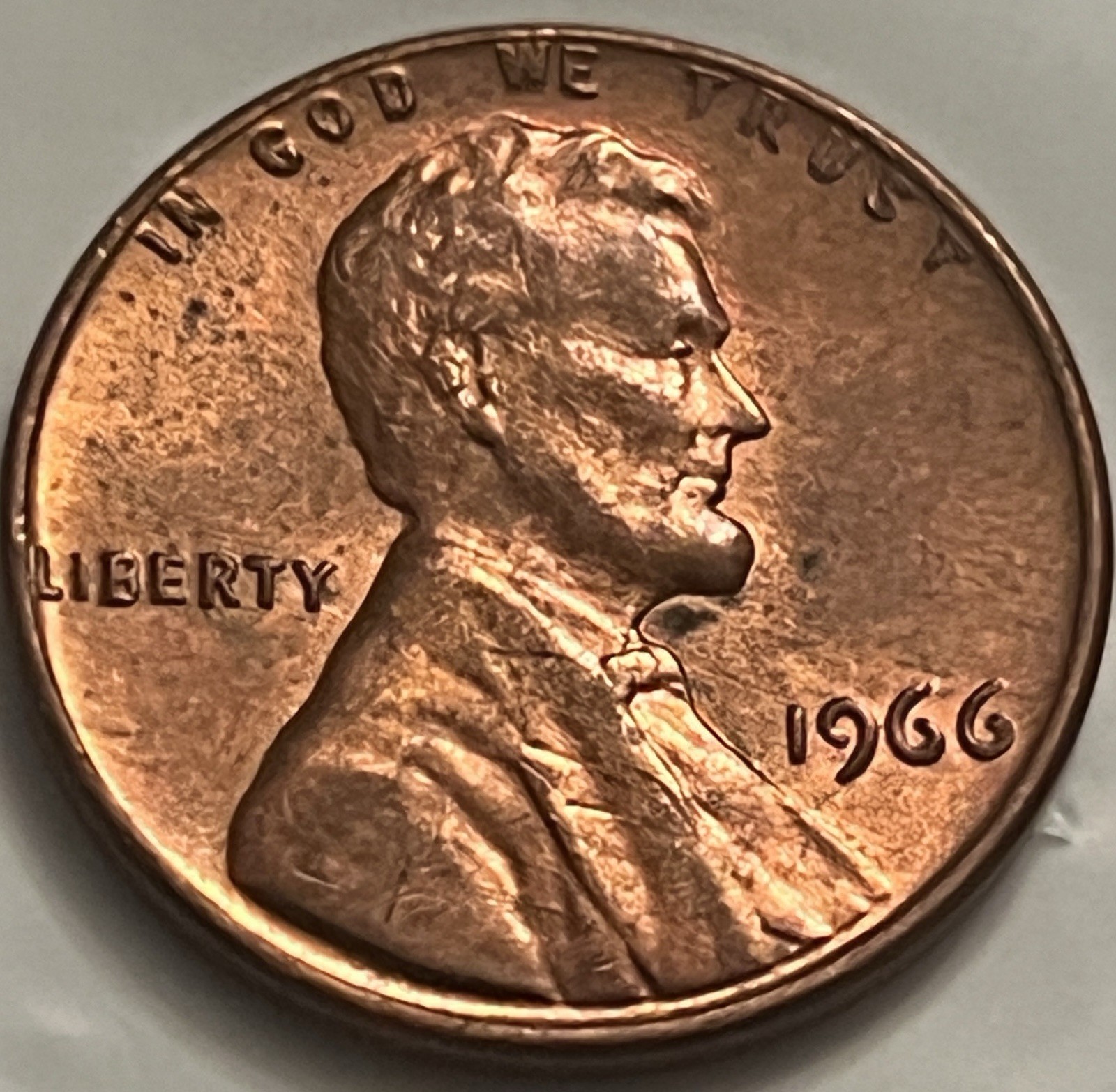 1966 Lincoln Memorial Cent — Red Luster — BN651