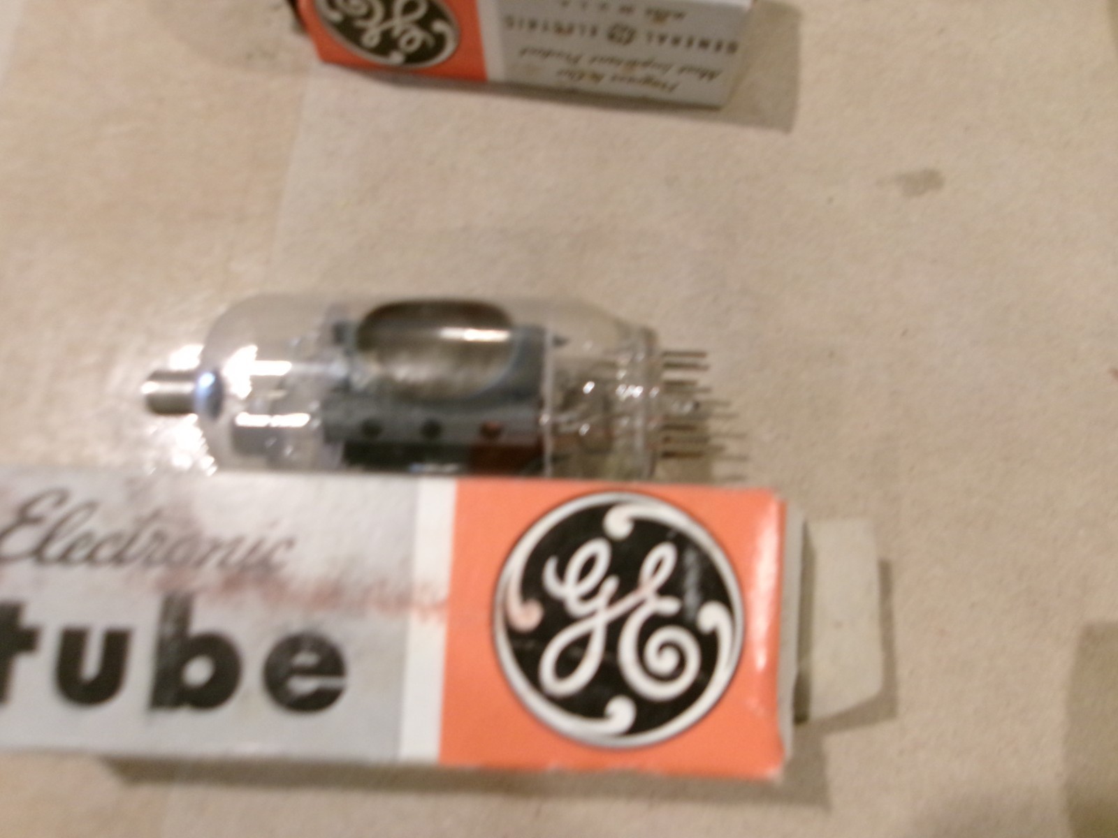 OEM VINTAGE ELECTRONIC TUBE GE 21LG6