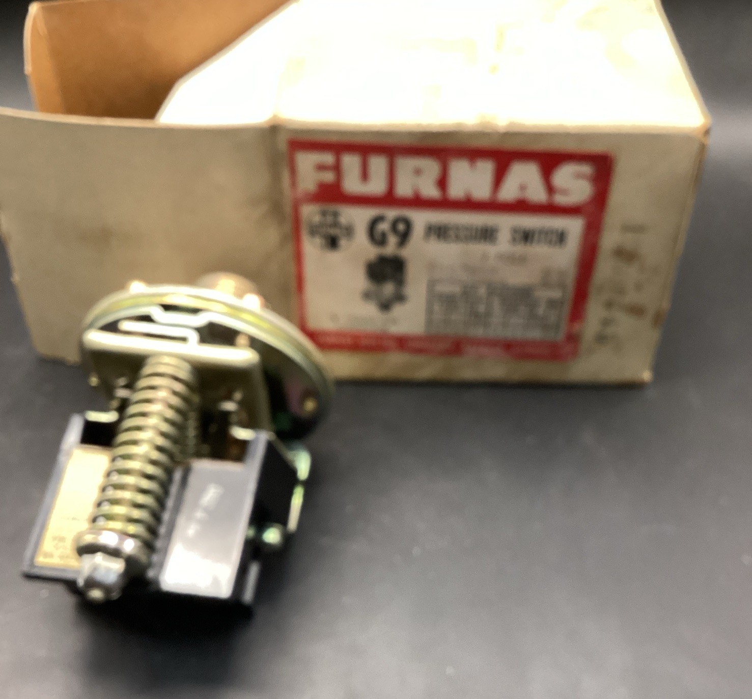 FURNAS G9 Pressure Switch 2 Pole