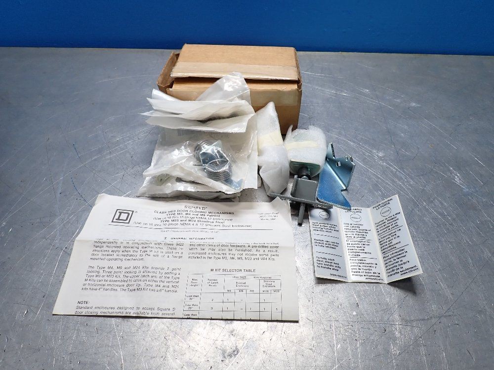 SQUARE D 9423M4 DOOR CLOSING MECHANISM  08211550198
