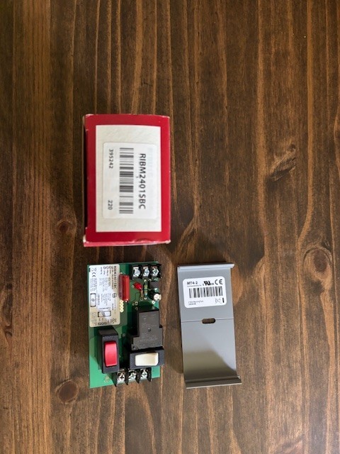 FUNCTIONAL DEVICES RIBM2401SBC (NEW IN BOX) WITH MOUNTING TRACK
