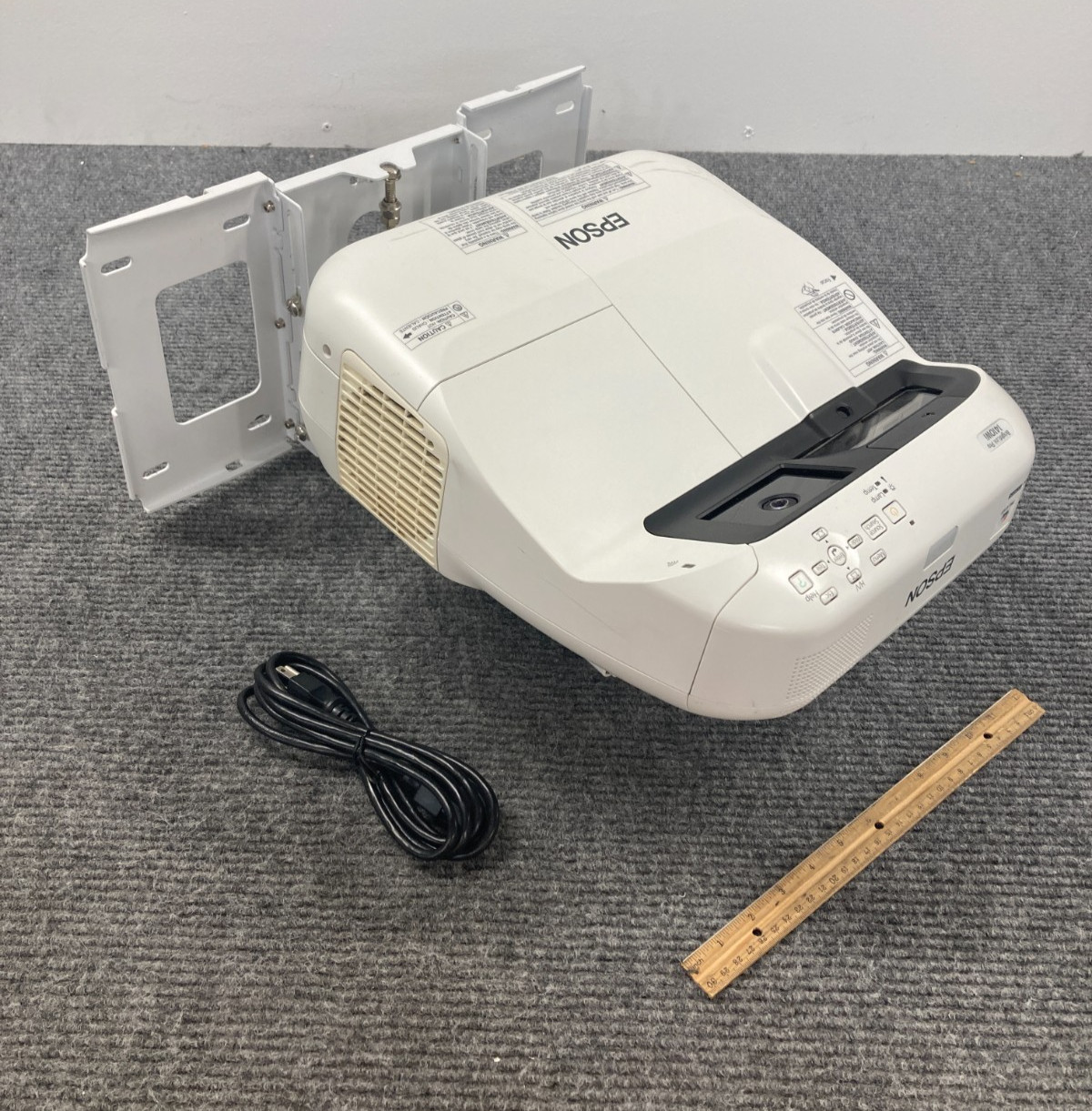 Epson BrightLink Pro 1410Wi Ultra Short Throw Projector 208 Hours w/Cord (As Is)