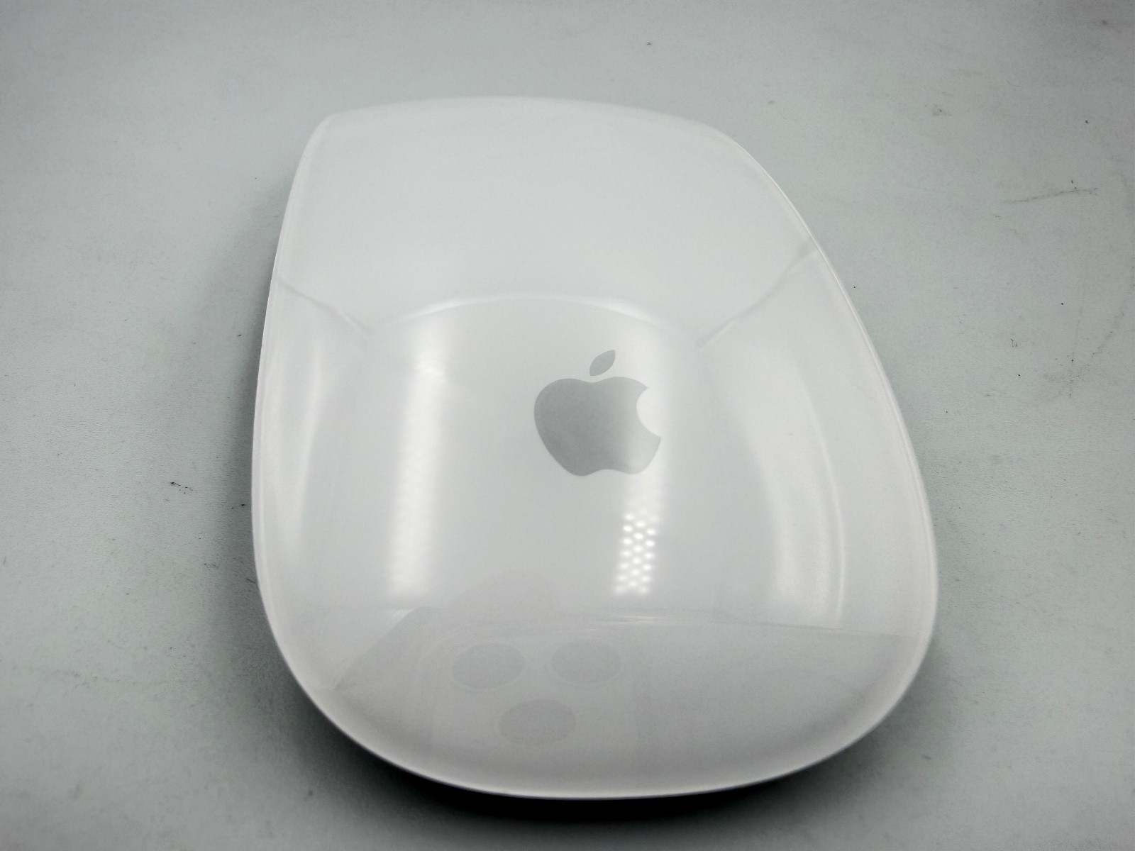 Apple A1296 Wireless Tactile/Multi-Touch Mouse - MB829LL/A