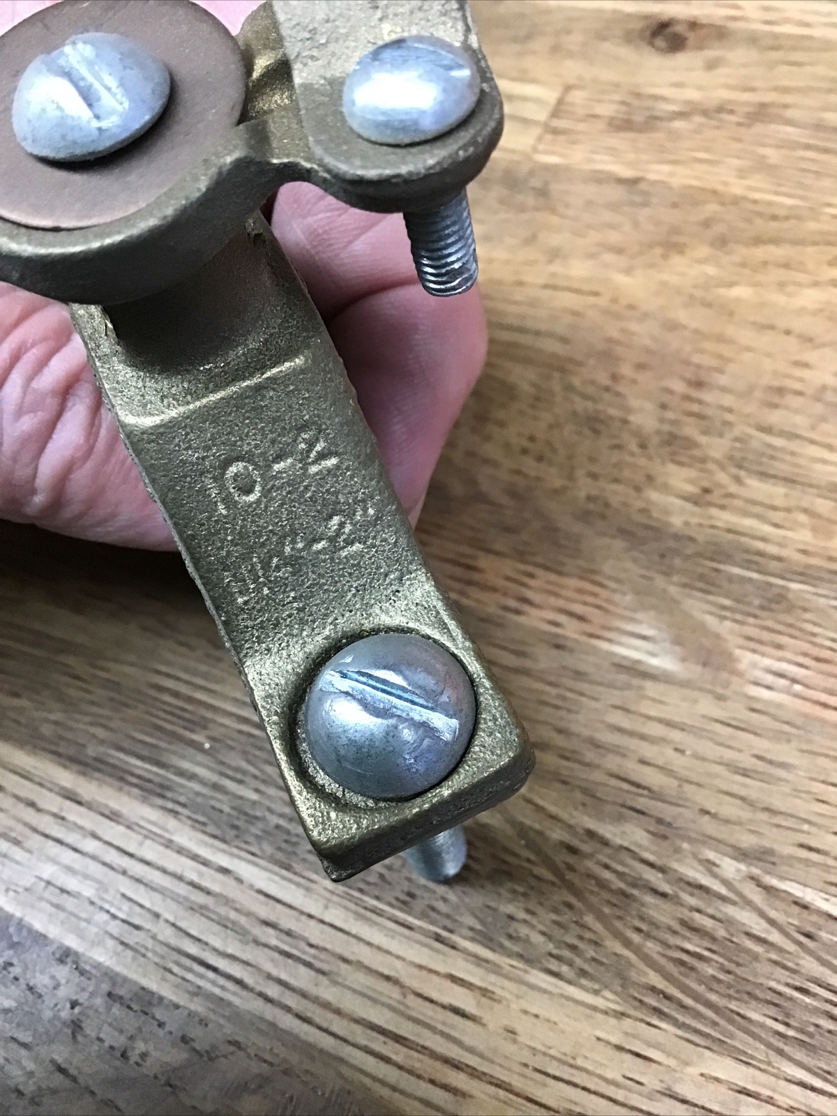 #10 -#2 Wire Bronze Ground Clamp, 1-1/4" - 2" Pipe