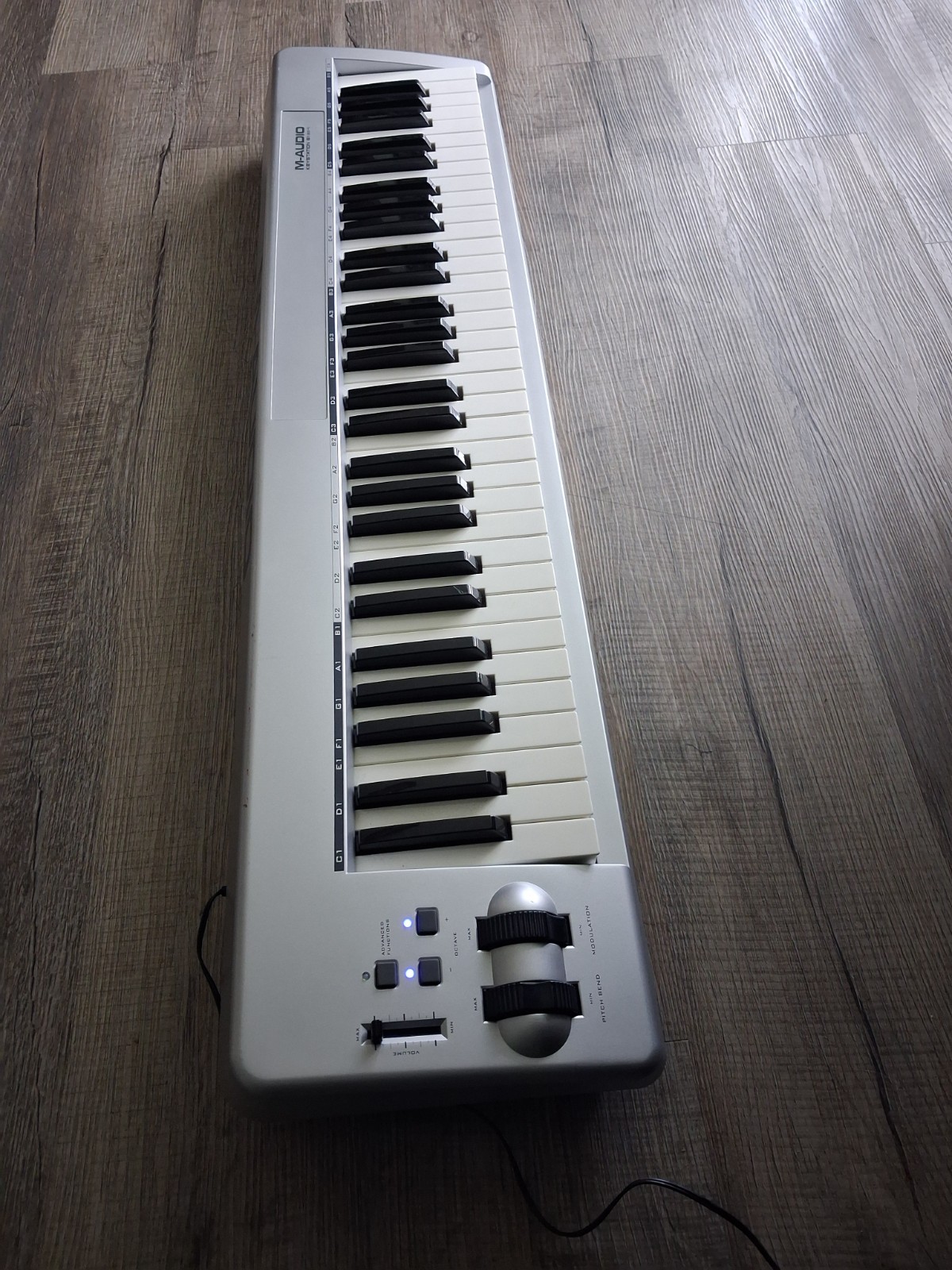 M-AUDIO Keystation 61ES MIDI Controller Keyboard