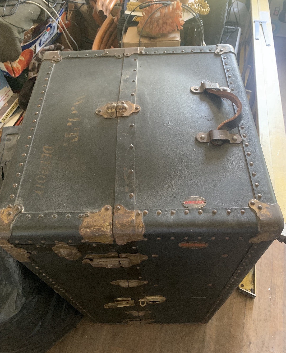 Hudson Black Antique Metal Trunk Chest Leather Handles Hinge 45x30x40