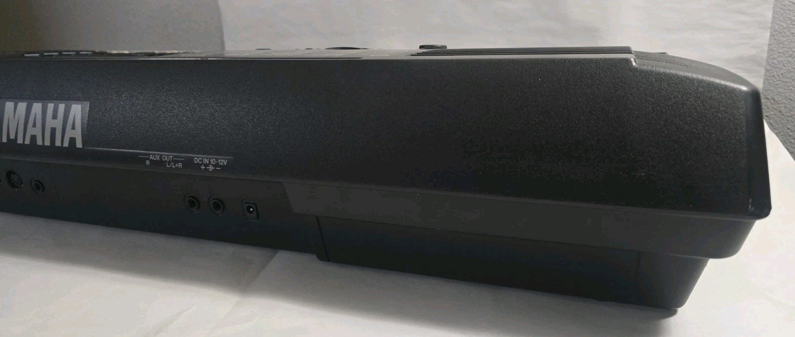 Two Keys Need Repaired Yamaha Electronic Keyboard: PSR-530