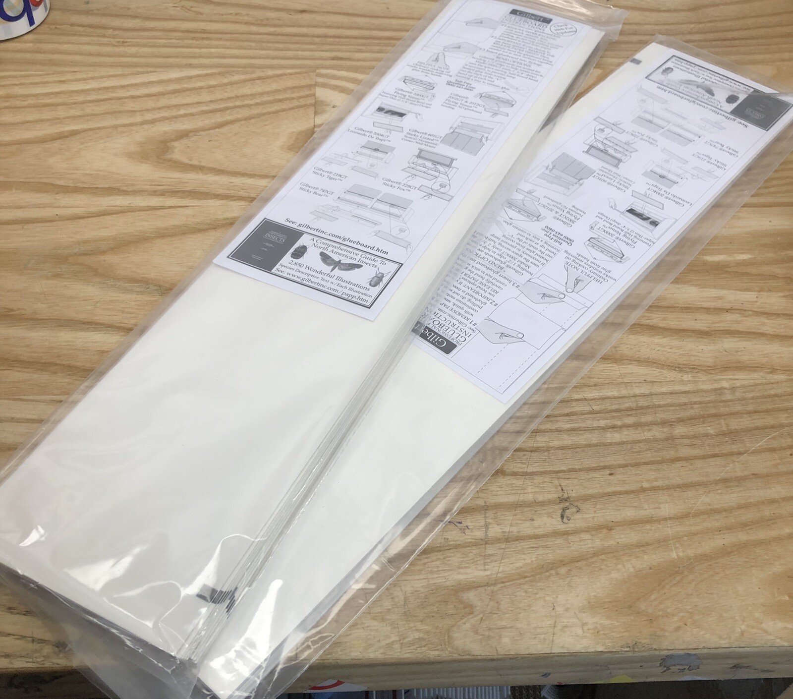 24 PC 2002GT PROFESSIONAL FLYTRAP GLUEBOARD REPLACEMENT 4.875"X22"IN
