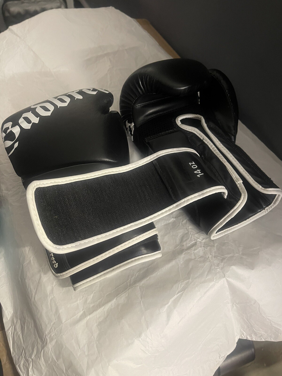 Blitz 16 Oz Training Boxing Gloves New