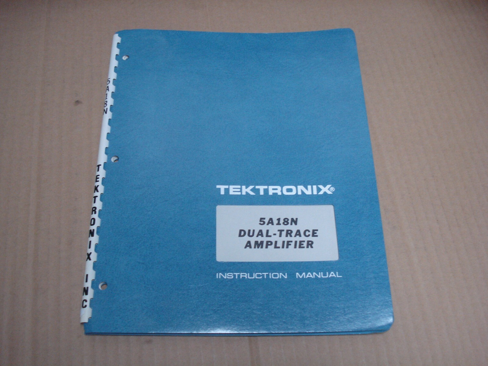 Tektronix 5A18N Dual-Trace Amplifier Instruction Manual 1971
