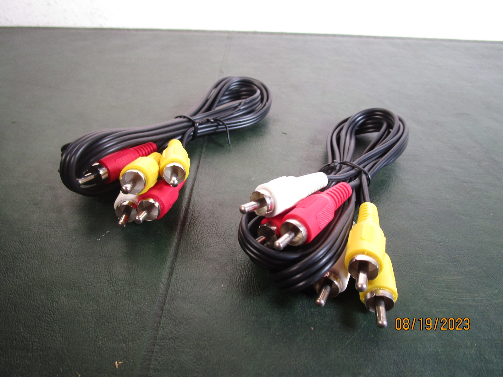 (2) 44" 3.5MM AUX RCA PHONO MALE AUDIO STEREO JACK