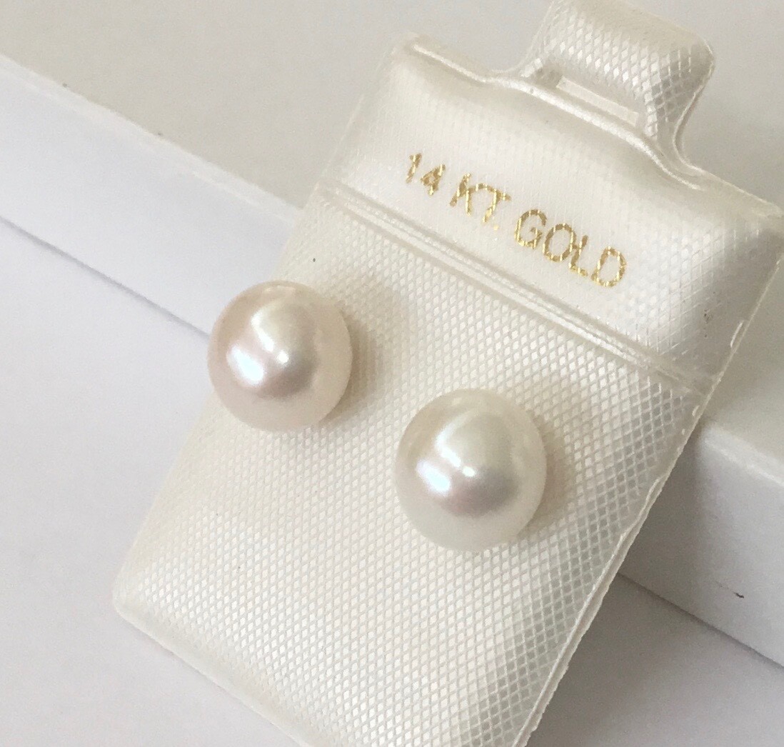 White Cultured Freshwater Pearl 8 - 8.5 mm Solid 14K Gold Stud Earrings NEW