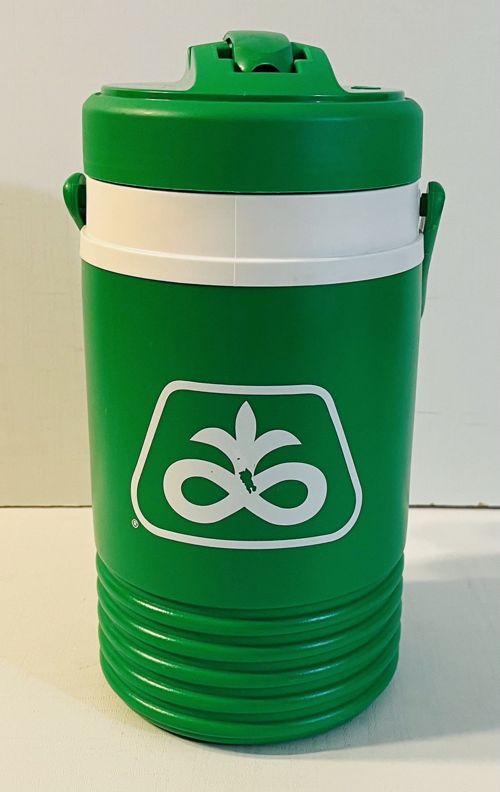 Vintage Igloo 1/2 Half Gallon Cooler Drink Jug Green Pioneer Seed Made in USA