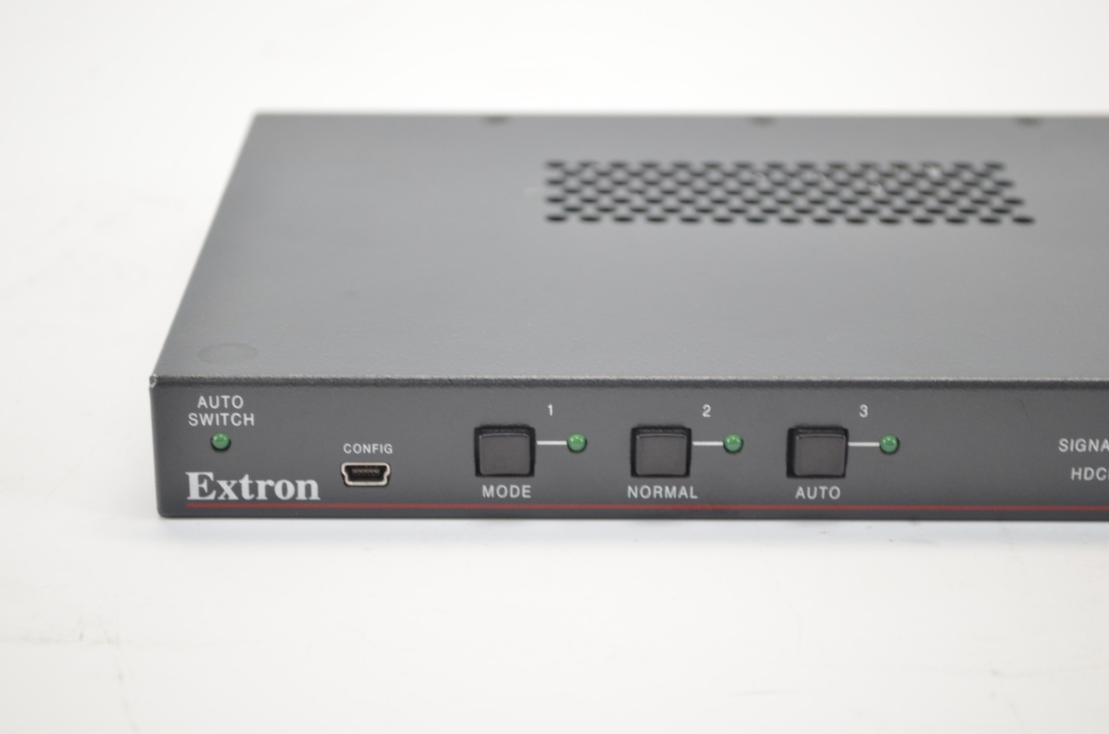 Extron DTP DSW 4K 233 Three-Input Multiformat Switcher NO POWER SUPPLY