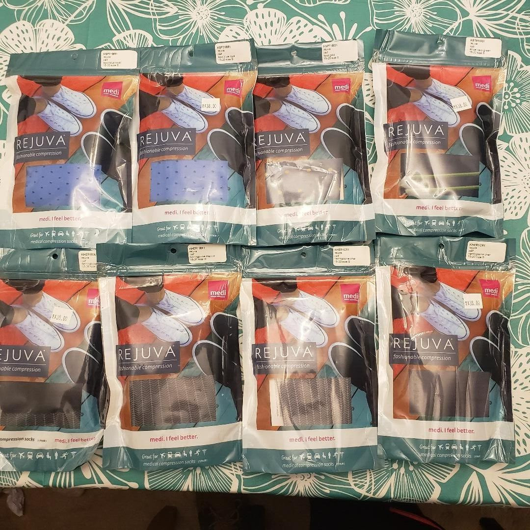 LOT OF 8 Size Small  MEN WOMEN Medi Rejuva 15-20 Compression Fashionable Socks