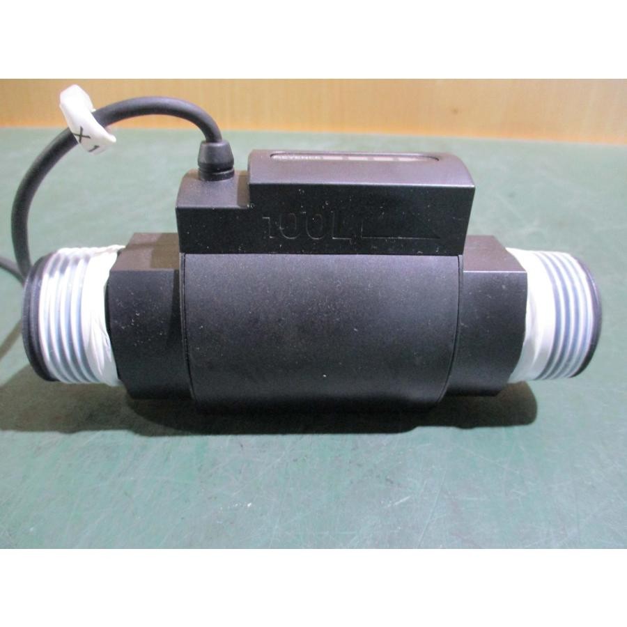 Keyence FD-V70A FD-P100 Digital Flow Sensor Amplifier Unit Japan High Precision