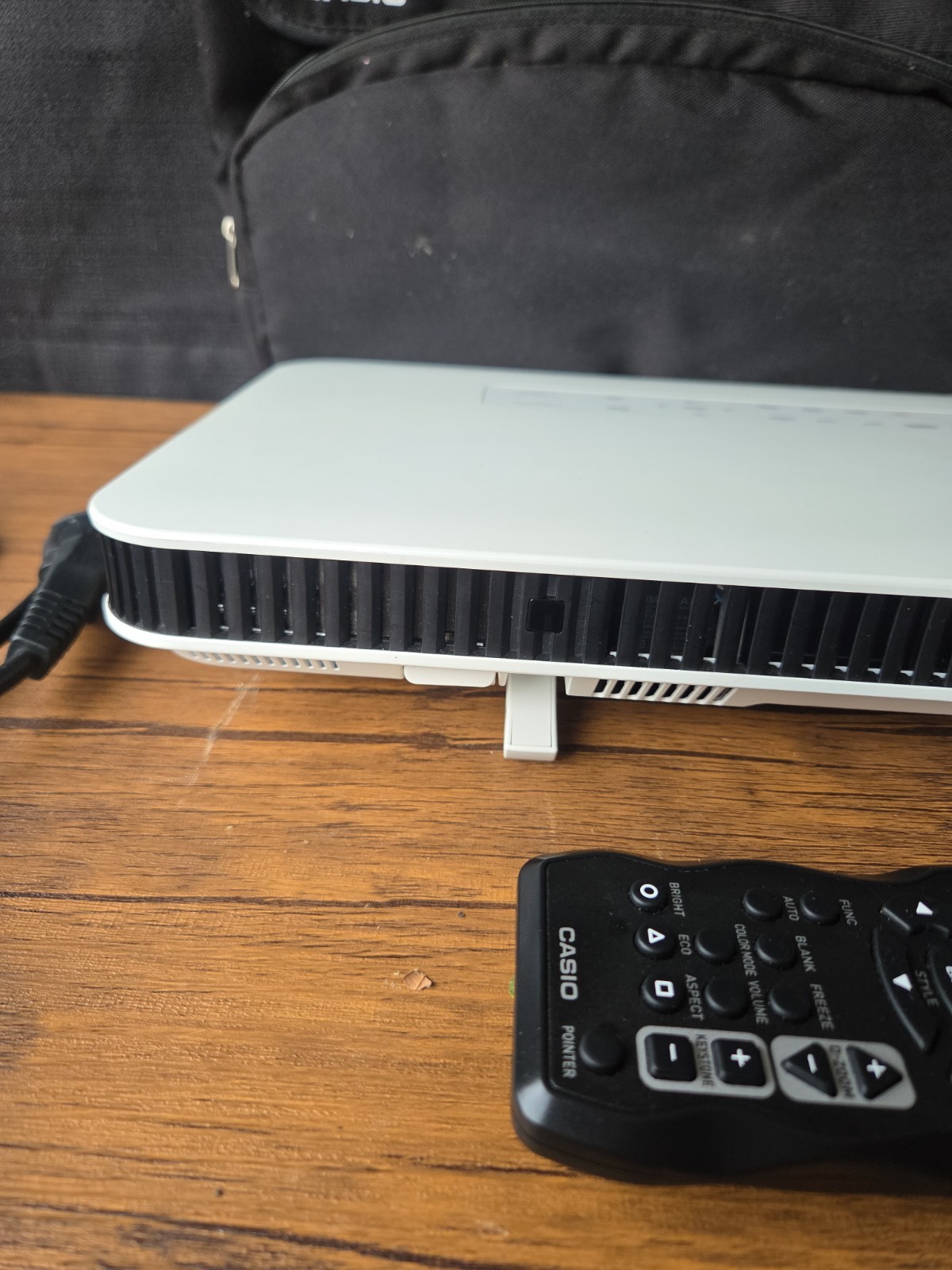 Casio XJ-A140V Projector