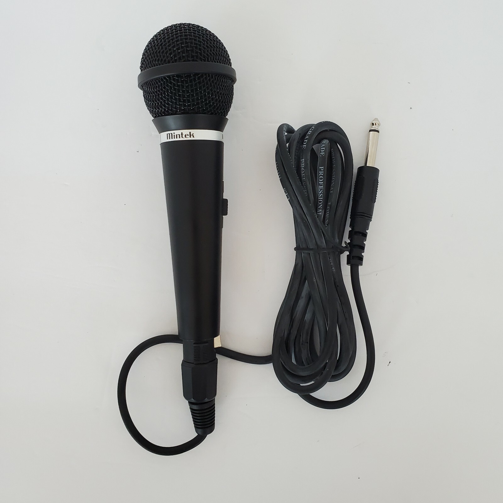 Mintek MC-1000 Microphone With CES High Grade Professional Low Noise Cable Black